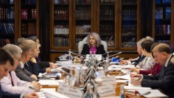 ТАТЬЯНА ГОЛИКОВА ПРОВЕЛА ЗАСЕДАНИЕ ПРЕЗИДИУМА СОВЕТА ПО РЕАЛИЗАЦИИ ФЕДЕРАЛЬНОЙ НАУЧНО-ТЕХНИЧЕСКОЙ ПРОГРАММЫ РАЗВИТИЯ ГЕНЕТИЧЕСКИХ ТЕХНОЛОГИЙ